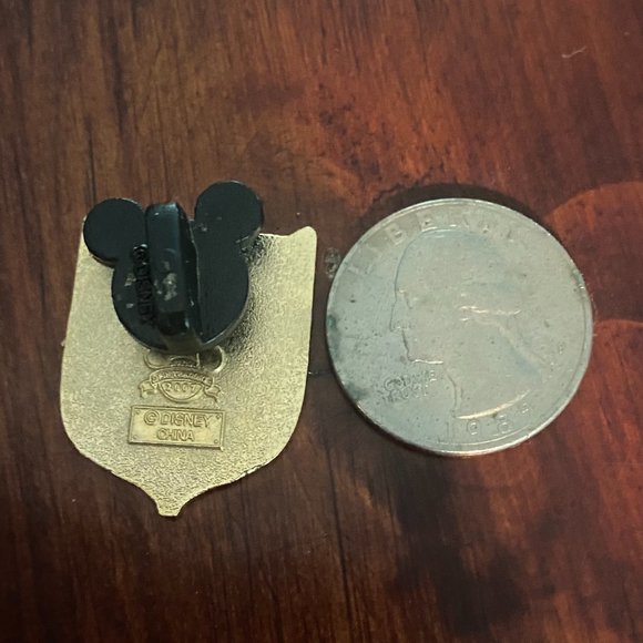 2007 Pirates of the Caribbean At Worlds End Skull Pin Disney Parks Pin - Picture 4 of 4